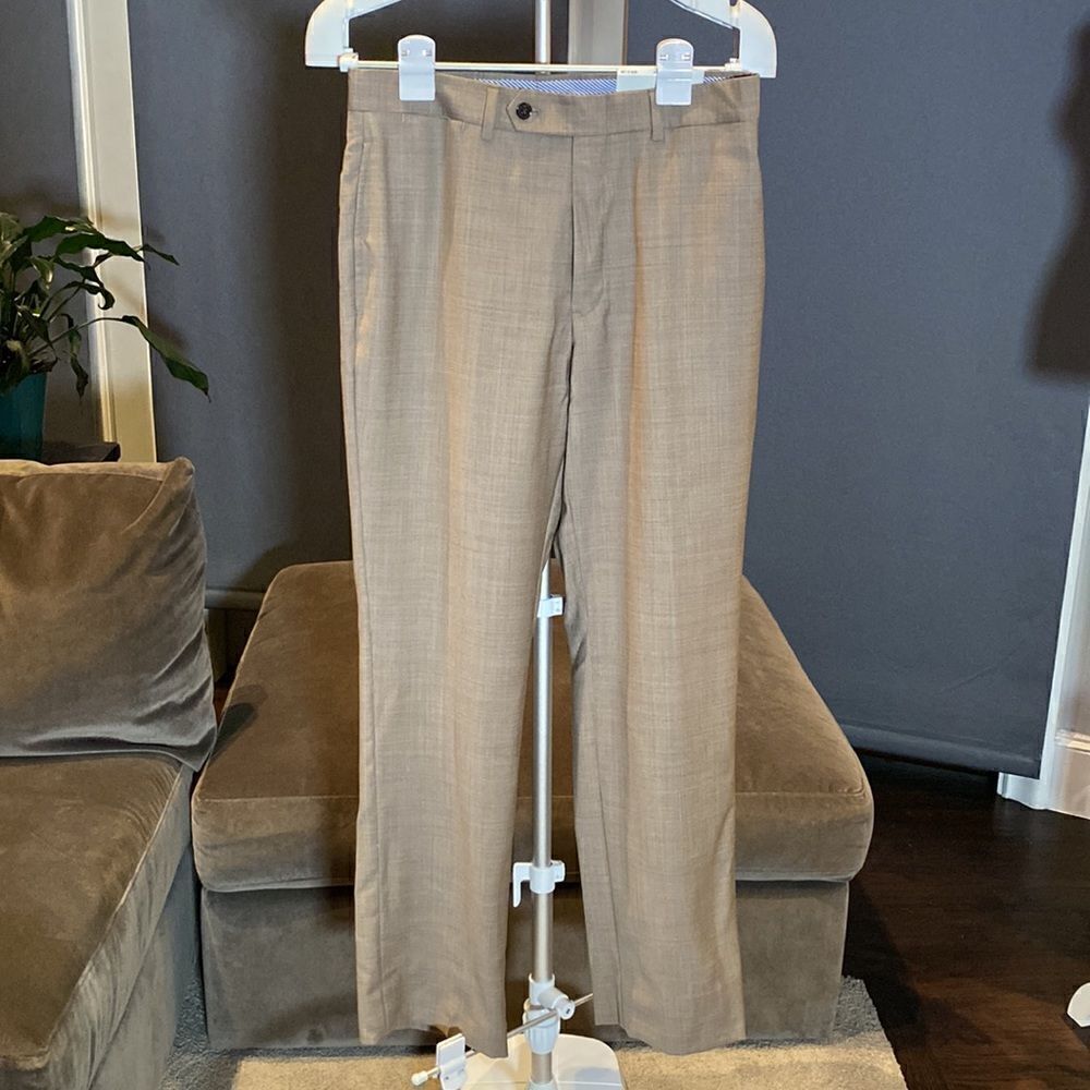 Tommy Hilfiger Men’s Tyler Tan 100% Wool Dress Pants Trim Fit W30 X L30